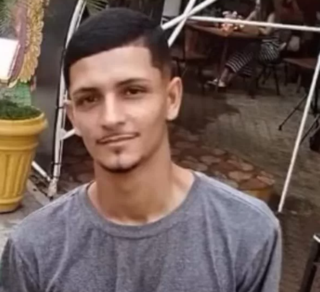 Família encontra corpo de jovem desaparecido em Casimiro de Abreu após notificação anônima